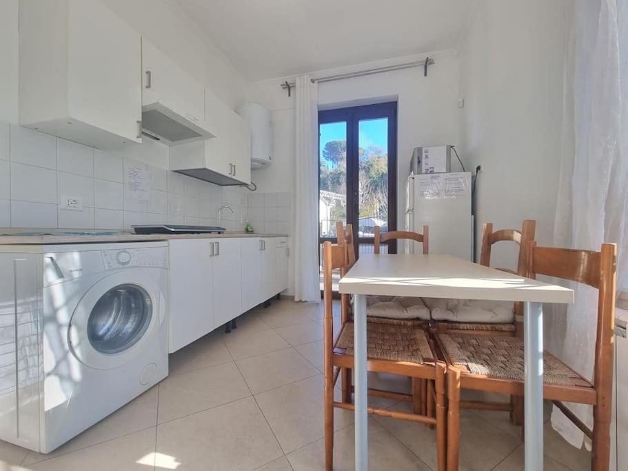 -5 Min From Bus Stop-Free Parking Rome Exterior photo