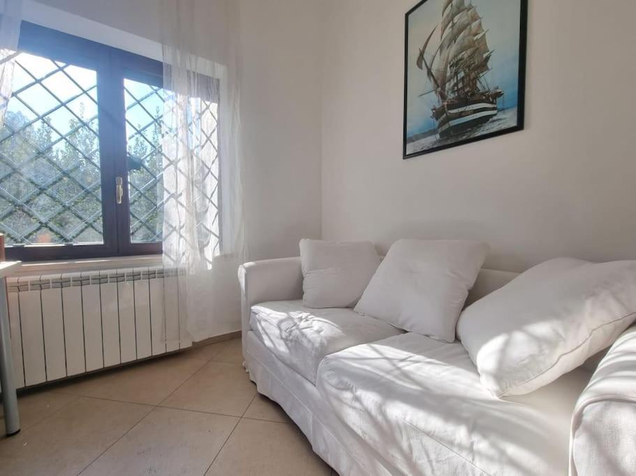 -5 Min From Bus Stop-Free Parking Rome Exterior photo